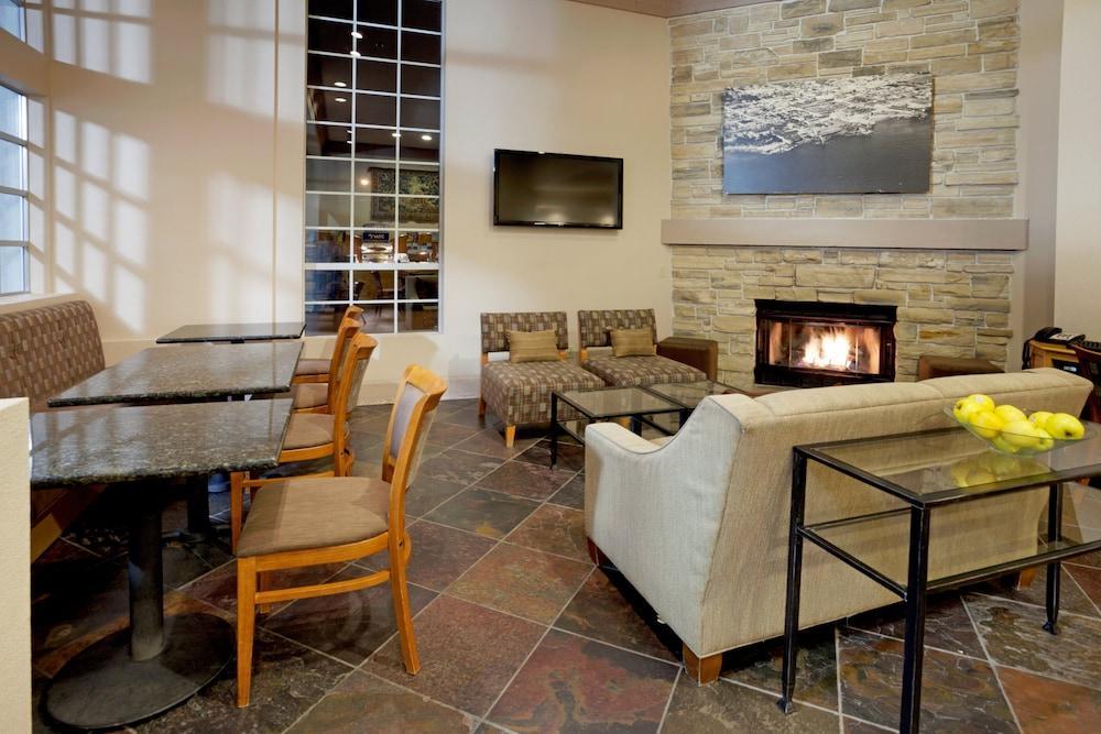 Holiday Inn Express Monterey - Cannery Row By Ihg Exterior foto