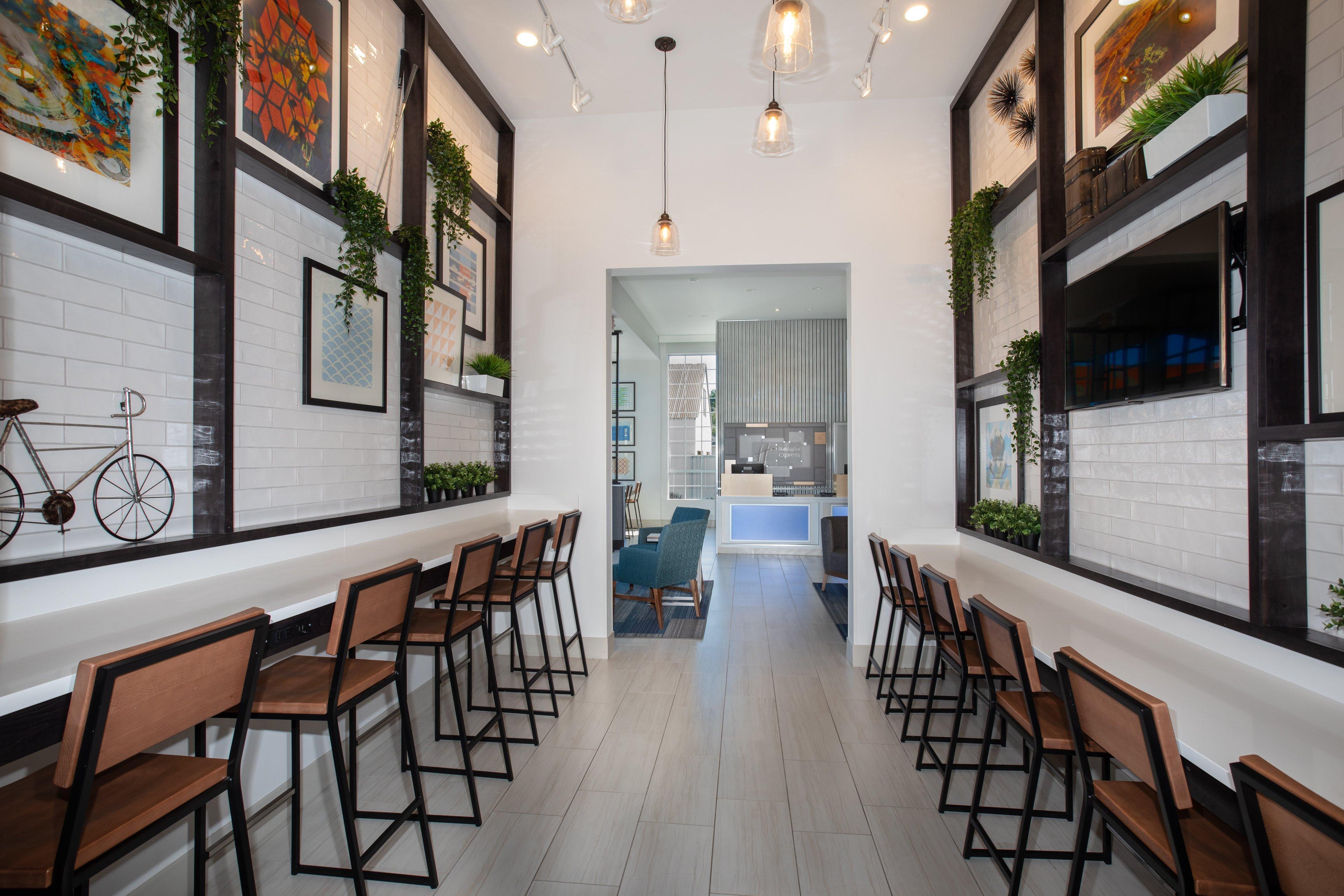Holiday Inn Express Monterey - Cannery Row By Ihg Exterior foto