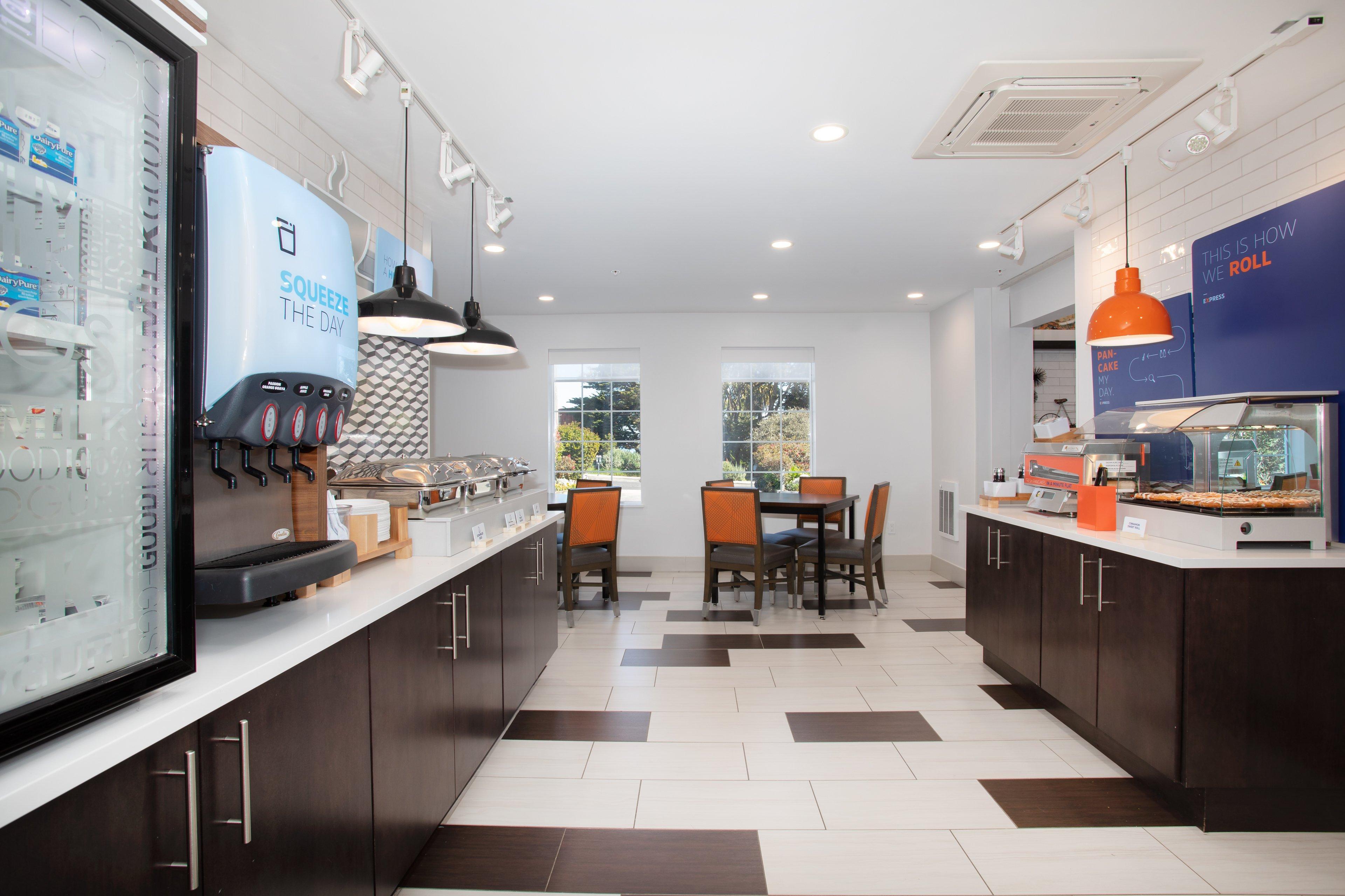 Holiday Inn Express Monterey - Cannery Row By Ihg Exterior foto
